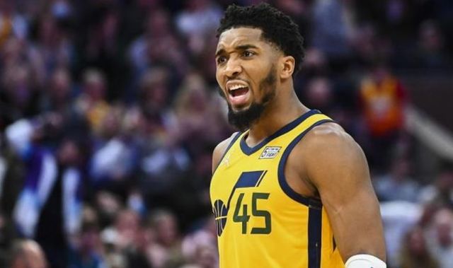 也显示了球 也显示了球