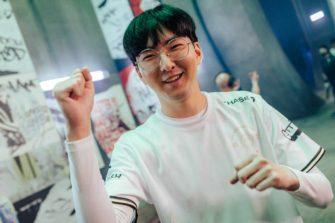 从小耳濡目 从小耳濡目